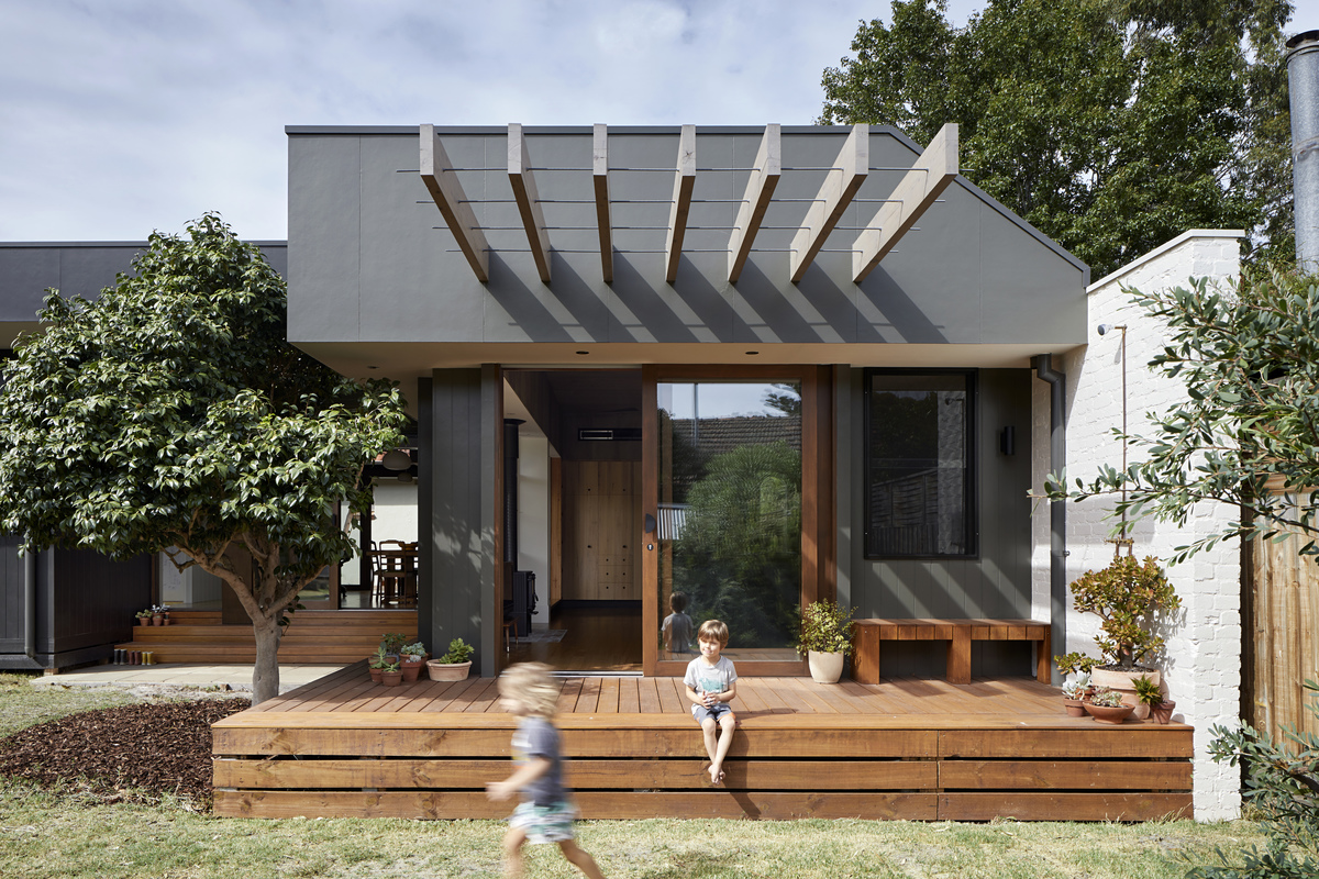 A Courtyard Deck the Perfect Way to Combine Old and New at this Home