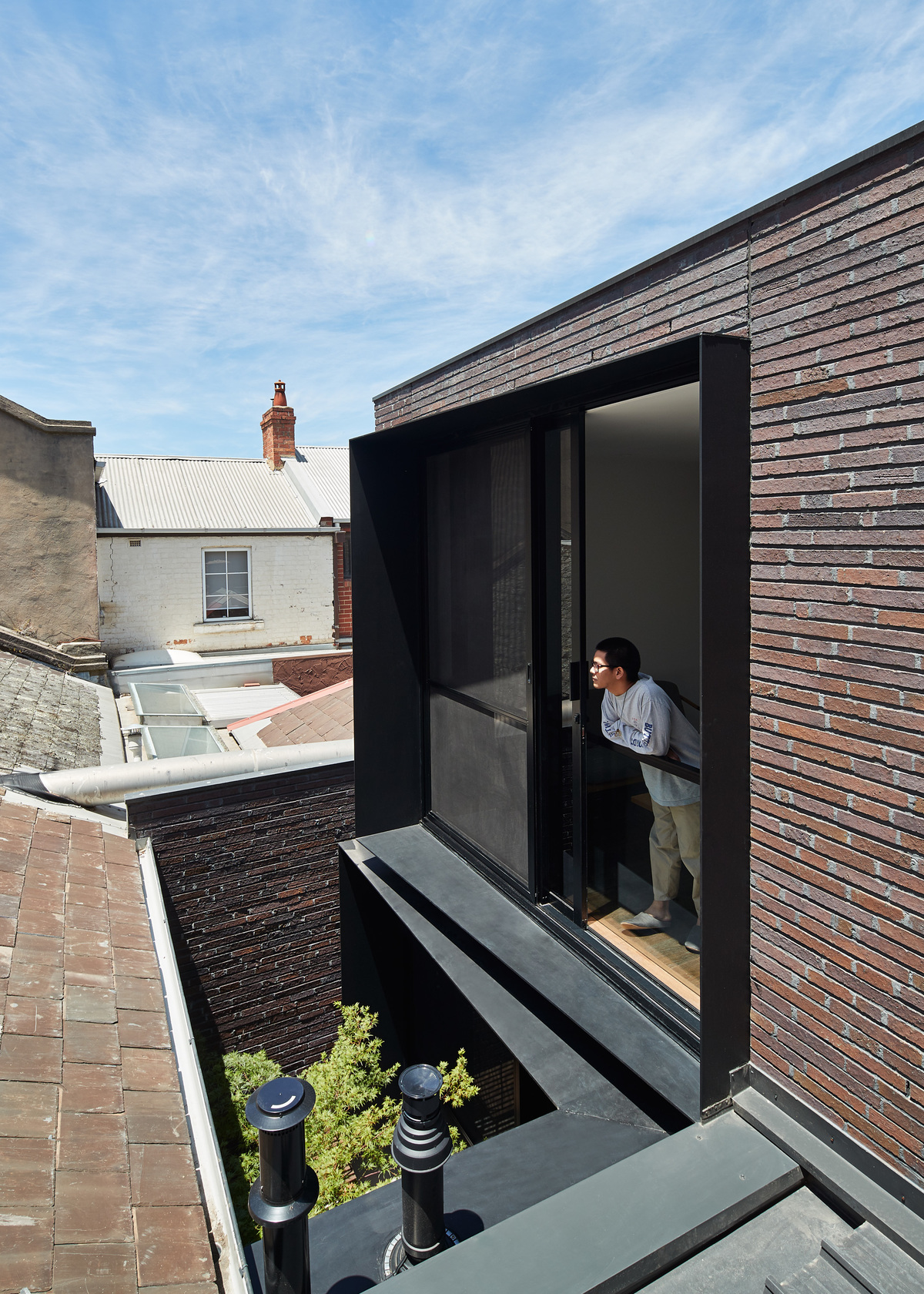 Simple Tricks Give This Compact Home the Illusion of Spaciousness