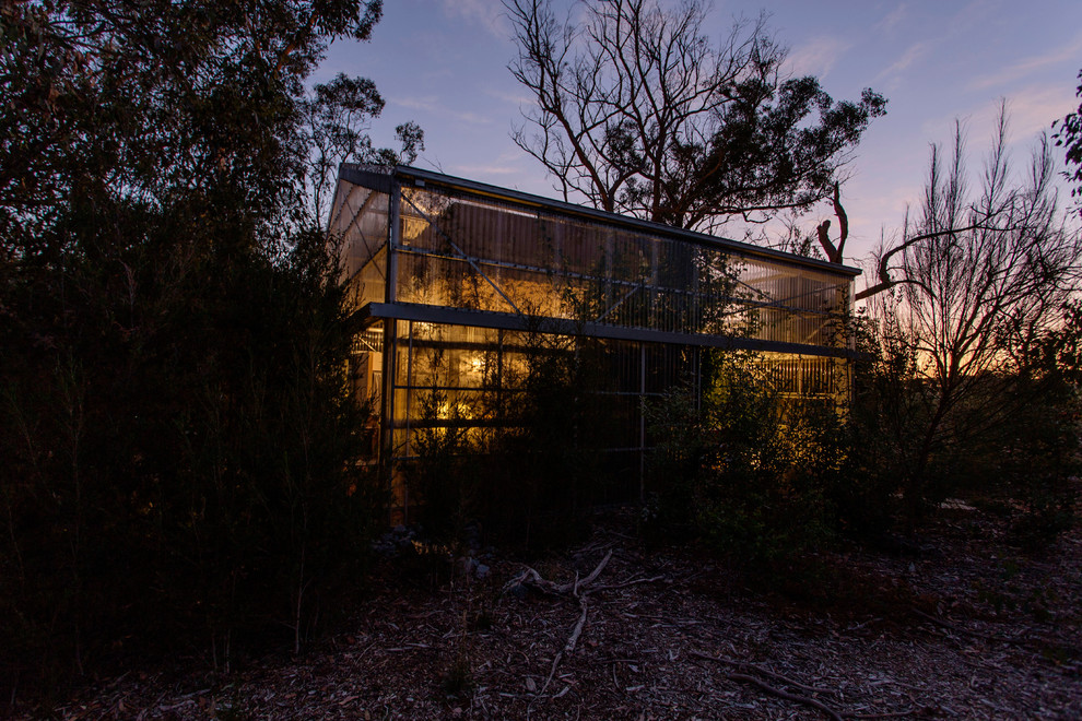 With Translucent Walls This Minimal Home Melts into the Landscape