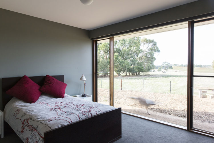 Leura Lane House bedrooms have large north-facing windows