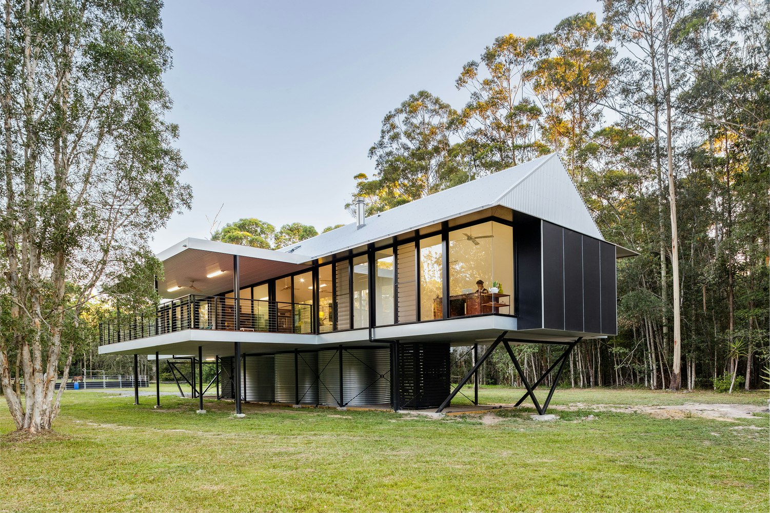 SelfSufficient, Flood Proof Home Floats Over Australian Bushland